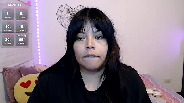 EllieMoonX XXX чат на живо