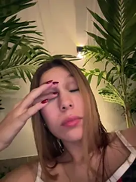 Chat XXX en directo de Nikii__