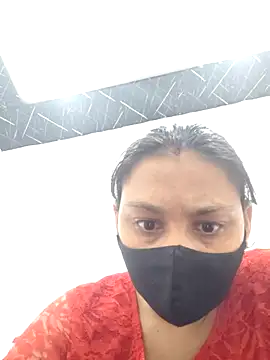 Chat +18 de Vivicaa ao vivo