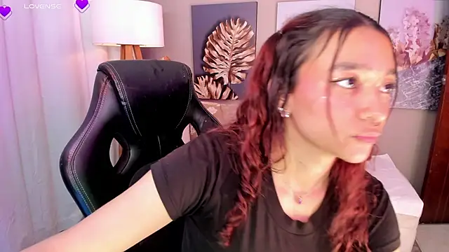 Czat XXX na żywo – charlotte_bluee
