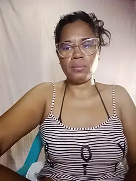 Yandris_1212's Live XXX Chat