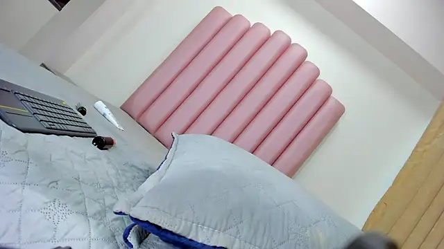 JustinOrtiz_ Live XXX-chat