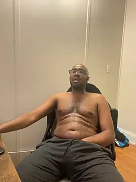 MrUnintentional Live XXX-chat