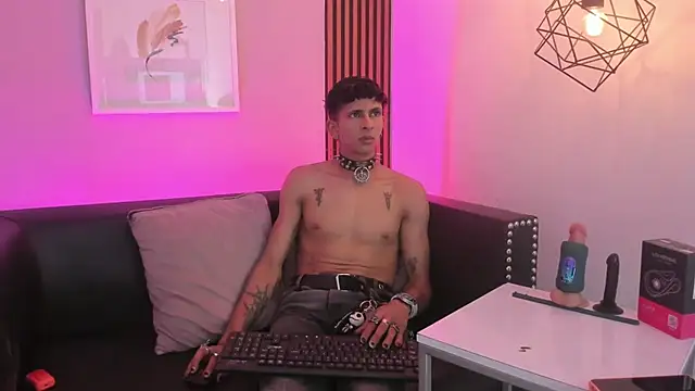 Maximoking26 Webcamshow