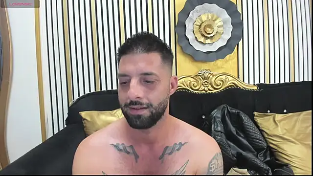 Chat XXX en directo de TommyDum