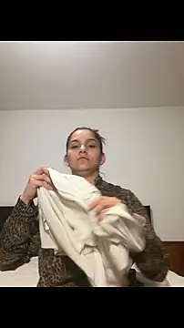 LuciaLatina Webcamshow