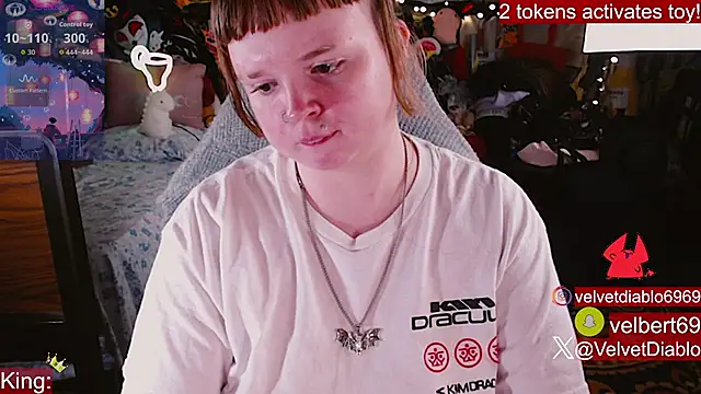 VelvetDiablo's Live XXX Chat
