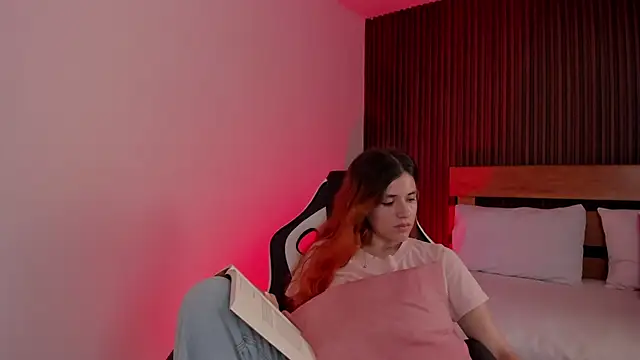 Živý XXX chat alliss_ginger_
