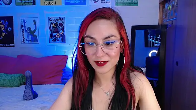 Amy66's Live XXX Chat