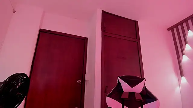 Chat XXX en directo de mistress_flame
