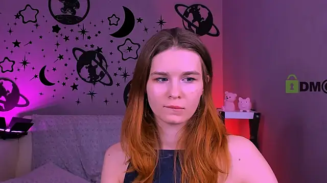 angie_foxy1's Live XXX Chat