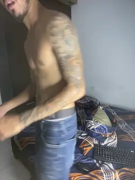 Kriss_Edwards Chat XXX live
