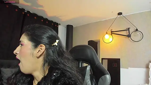 XXX chat uživo modela Vicky_Angeel