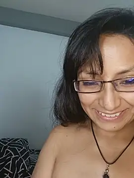 LucyCherry69 웹캠 쇼