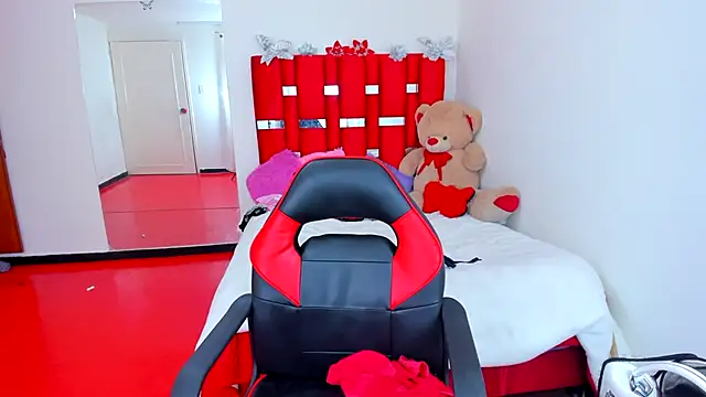 Luna_Analya Adlı Modelin Canlı XXX Sohbeti