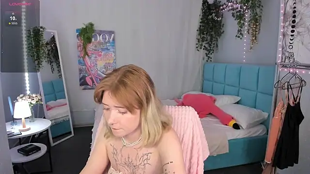 Chat XXX en directo de Elira_Vane