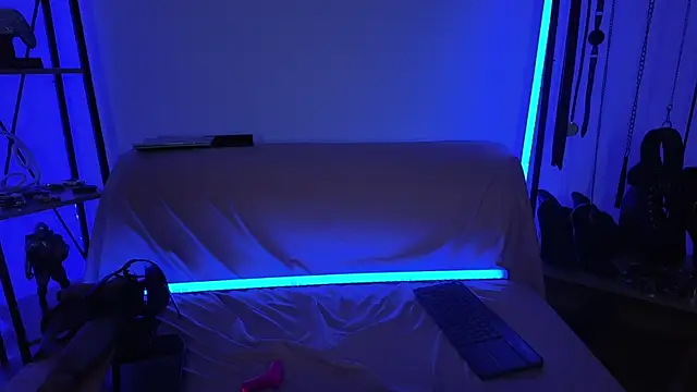 CyberXGoddess Adlı Modelin Canlı XXX Sohbeti