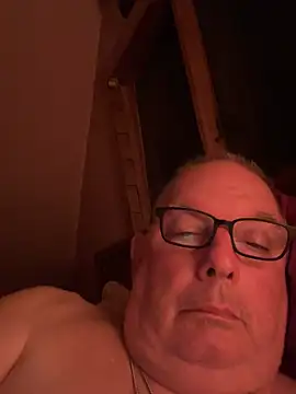 CharlieWeaver22 – Naživo XXX chat