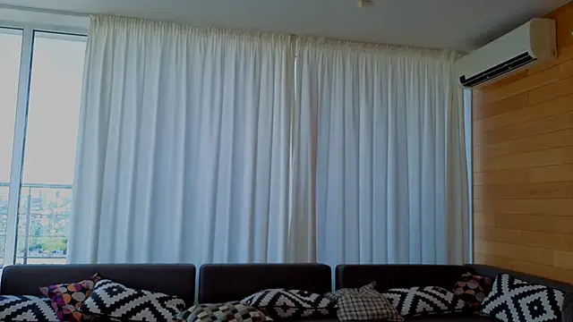 دردشة AliciaBrooks الجنسية المباشرة