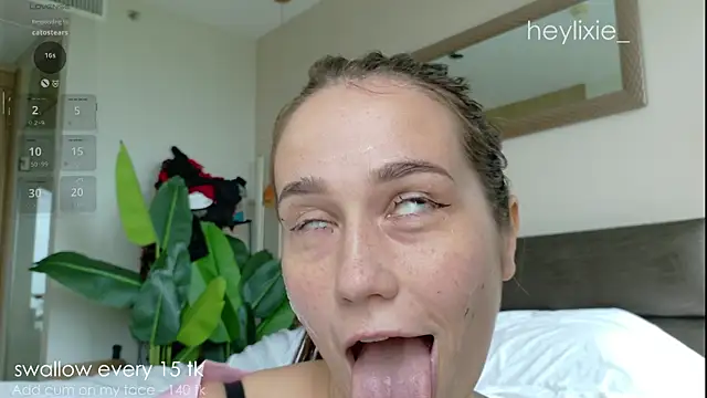 Chatroom XXX en direct de heylixie__