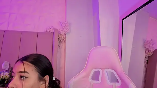 Chatroom XXX en direct de MollyBigBoobs12