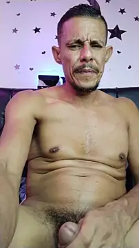 XXX chat uživo modela El_junior21