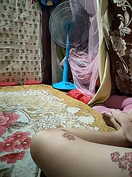 -Tara-a Live XXX-Chat