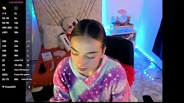 Mia_Victoria22: απευθείας συνομιλία ΧΧΧ