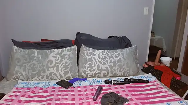 NaughtySisters: онлайн-секс-чат