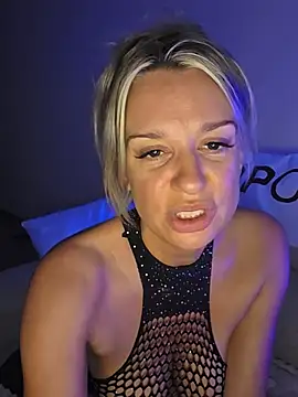 SpicyVicky's Live XXX Chat