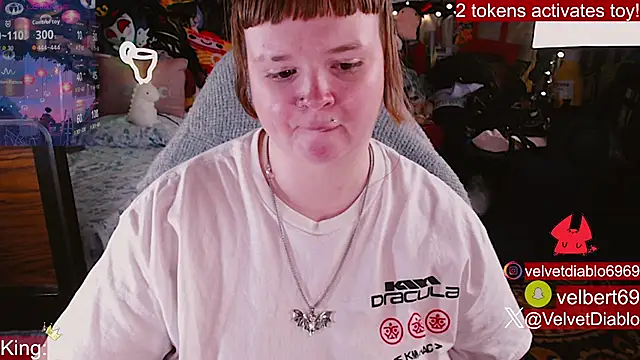 VelvetDiablo Live XXX Chat