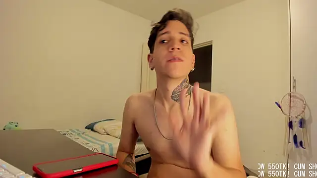 Michael_v77 Live XXX-chat