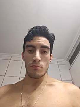 TommyMomentum's Live XXX Chat