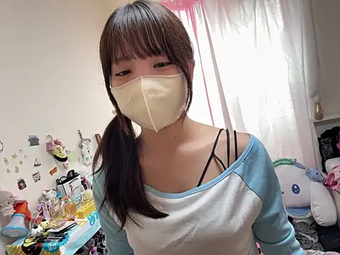 Hirekatsu_18 Chat XXX in diretta