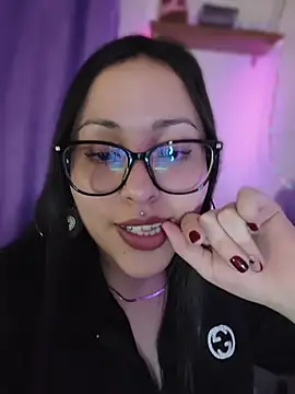 Bella-Gema Live XXX-chat