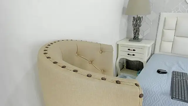 naia_cox Adlı Modelin Canlı XXX Sohbeti