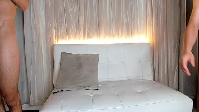 Chat +18 de Litzy1_ ao vivo