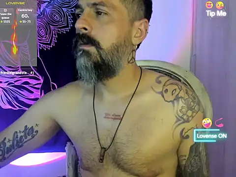 Czat XXX na żywo – Miguel_angeel_
