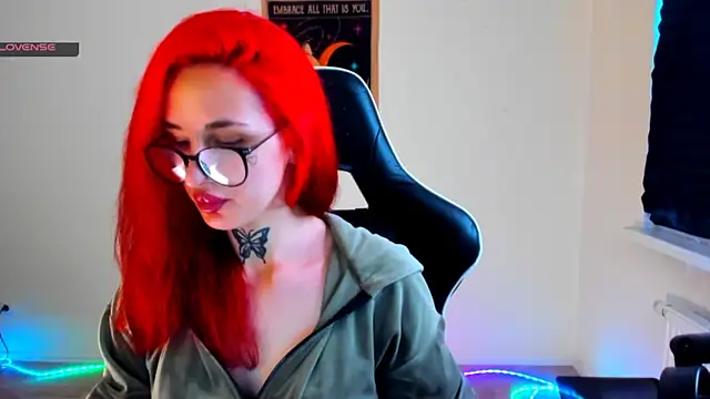 Chat +18 de your_tora ao vivo