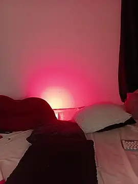 Piafisher_2 Live XXX-chat