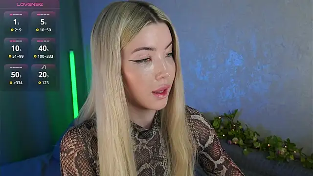LindaThackerr 라이브 XXX 채팅