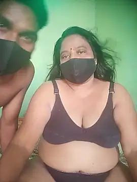 Chat XXX en directo de Group_Of_Lust