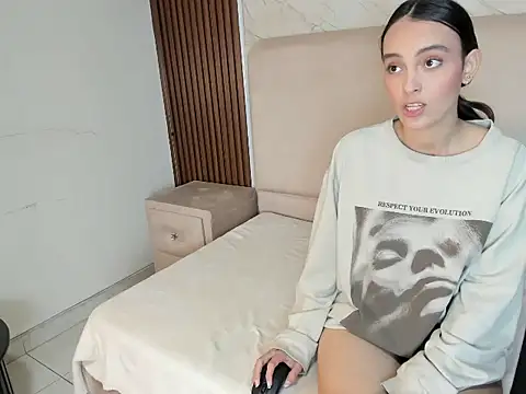 LolaWhite_HL's Live XXX Chat