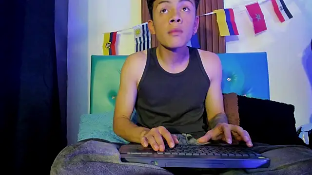 Mike_red Live XXX Chat