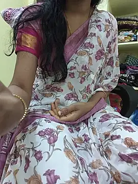 Cuteteluguammmaie 现场XXX聊天