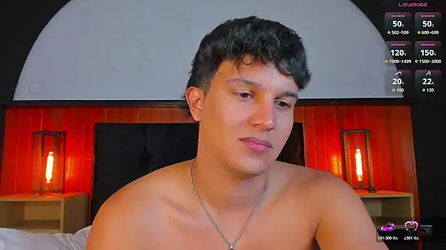 XXX chat uživo modela Leo_Savage_