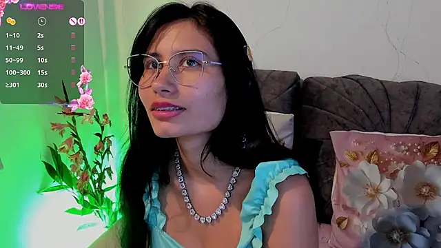 XXX chat uživo modela NayeCloud