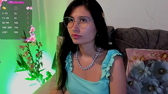 Chatroom XXX en direct de NayeCloud