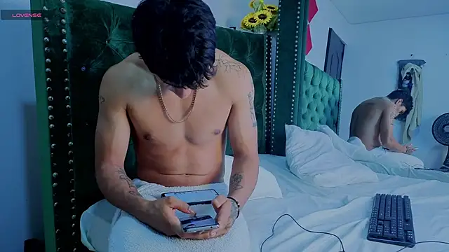 XXX chat uživo modela Zayn_Moretti