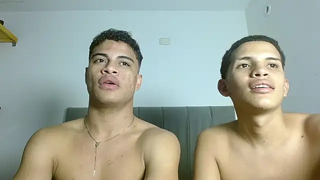 Živý XXX chat Jose_And_Daniel